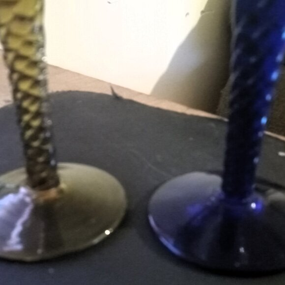 Lot Of 2 Small Wine / Cordial Glasses / Goblets W/ Colored & Scrolled Stems - Picture 4 of 5